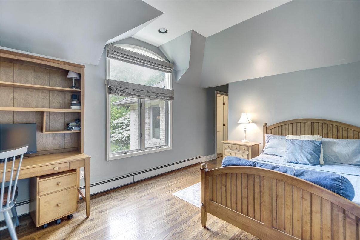 Bedroom, Home Office, Interior, Recessed Lighting, Wood Texture Flooring