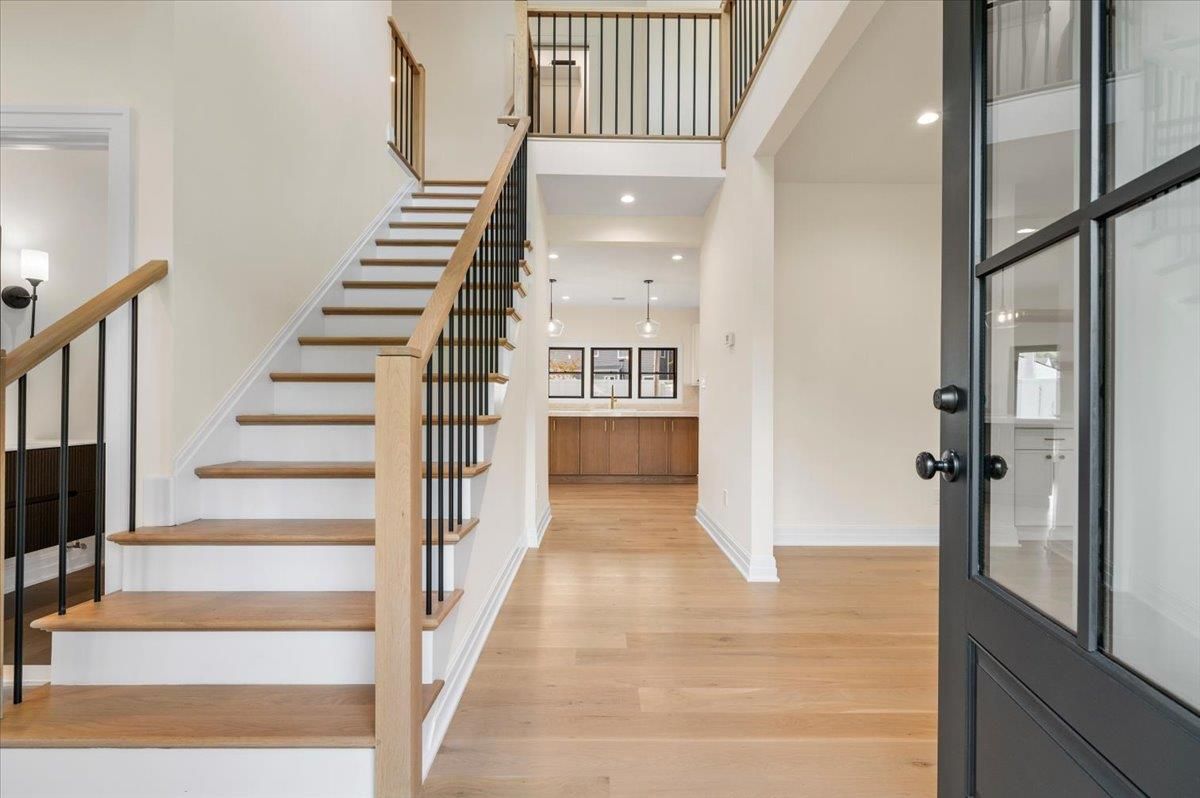 Interior, Pendant Lights, Recessed Lighting, Wood Texture Flooring