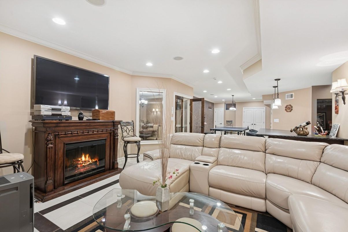 Billiard Table, Fireplace, Interior, Living room, Pendant Lights, Recessed Lighting