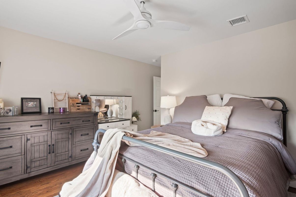 Bedroom, Interior, Wood Texture Flooring