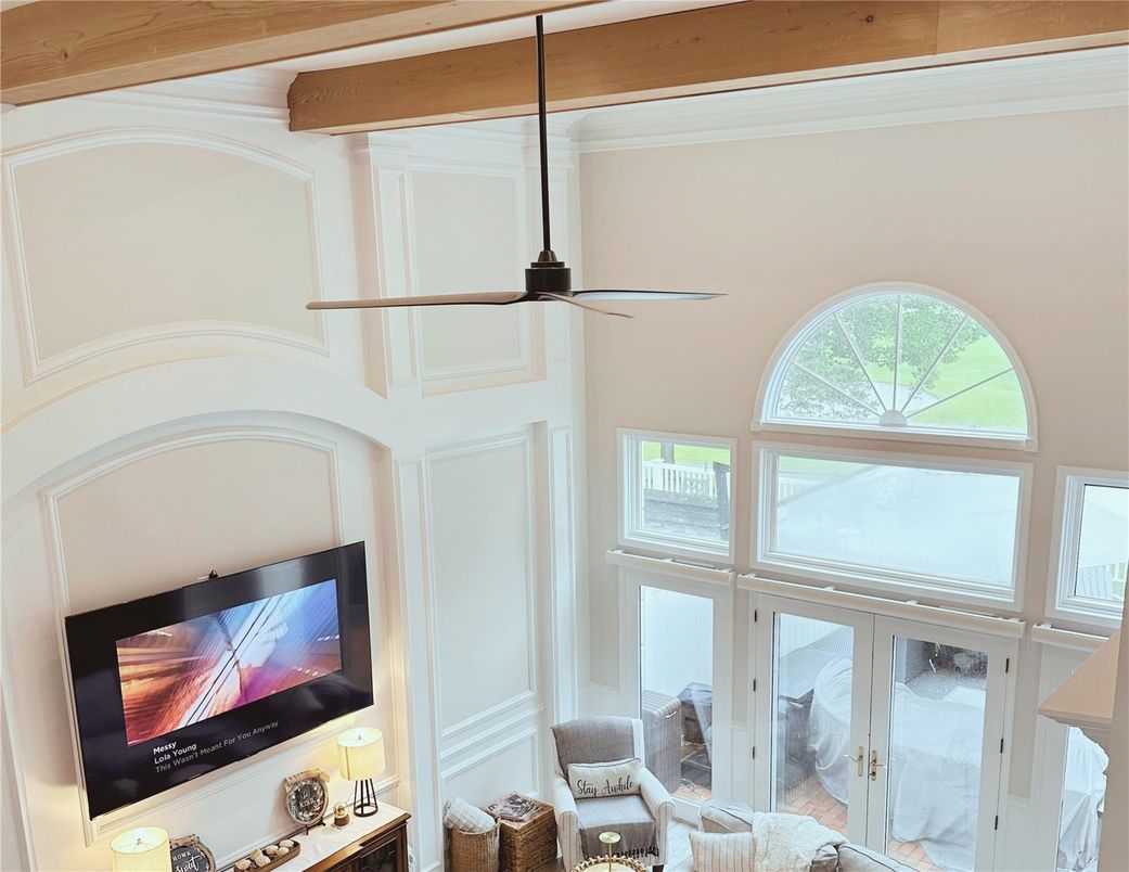 Interior, Wooden Beams