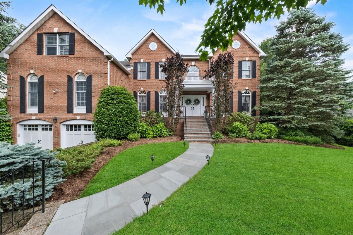 Attached, Exterior, Facade, Brick Facade, Brick Traditional
