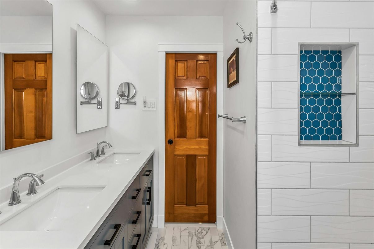 Bathroom, Dual Sink Vanities, Interior, Marble