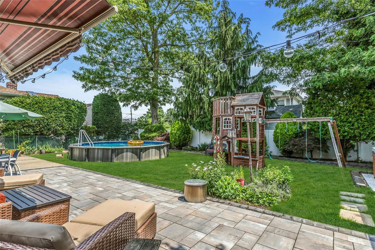 Backyard, Exterior, Hot Tub, Playground, Pool