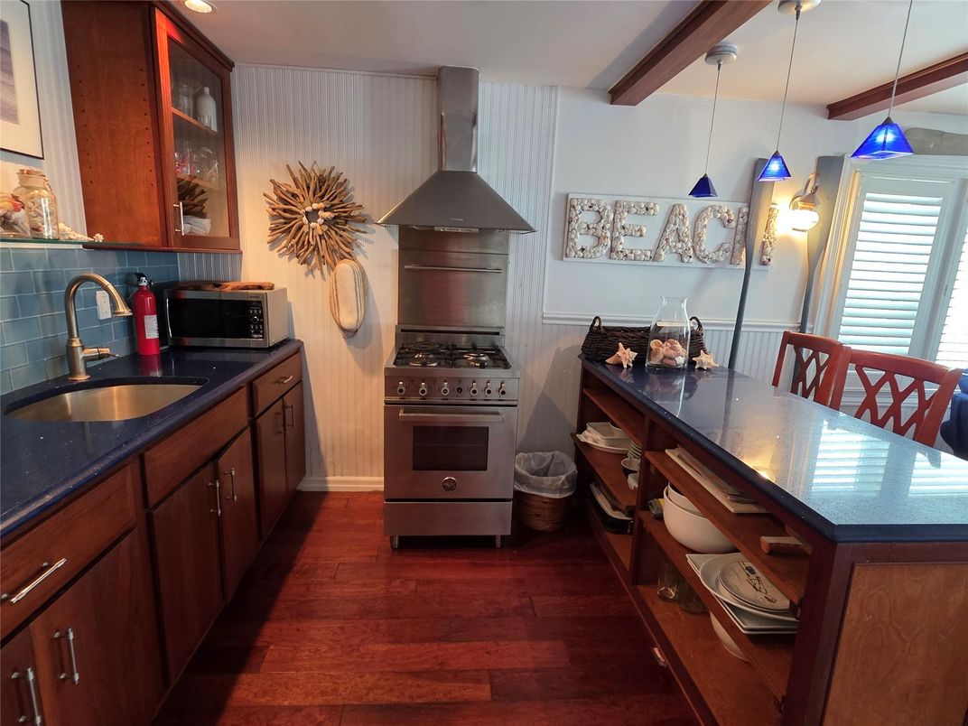 Interior, Kitchen, Pendant Lights, Stainless Steel Appliances, Wood Texture Flooring