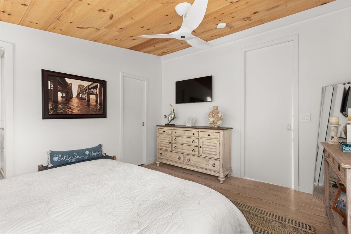 Bedroom, Interior, Wooden Ceilings, Wood Texture Flooring
