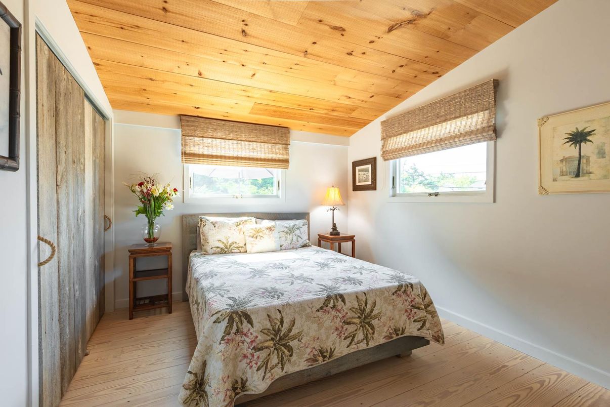 Bedroom, Interior, Wooden Ceilings, Wood Texture Flooring