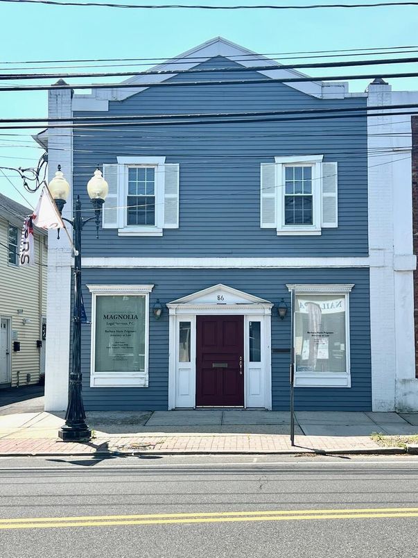 Exterior, Facade, Rowhouse