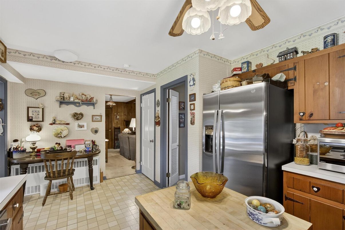 Interior, Kitchen, Stainless Steel Appliances