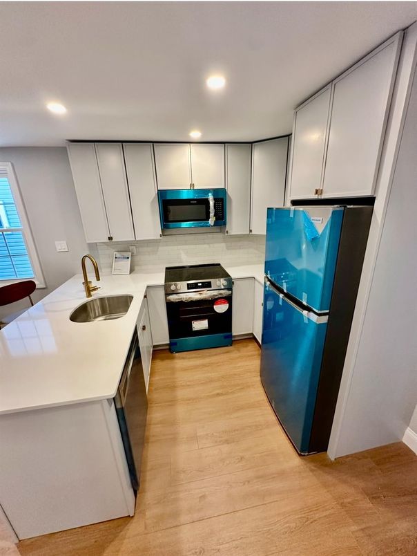 Interior, Kitchen, Recessed Lighting, Wood Texture Flooring