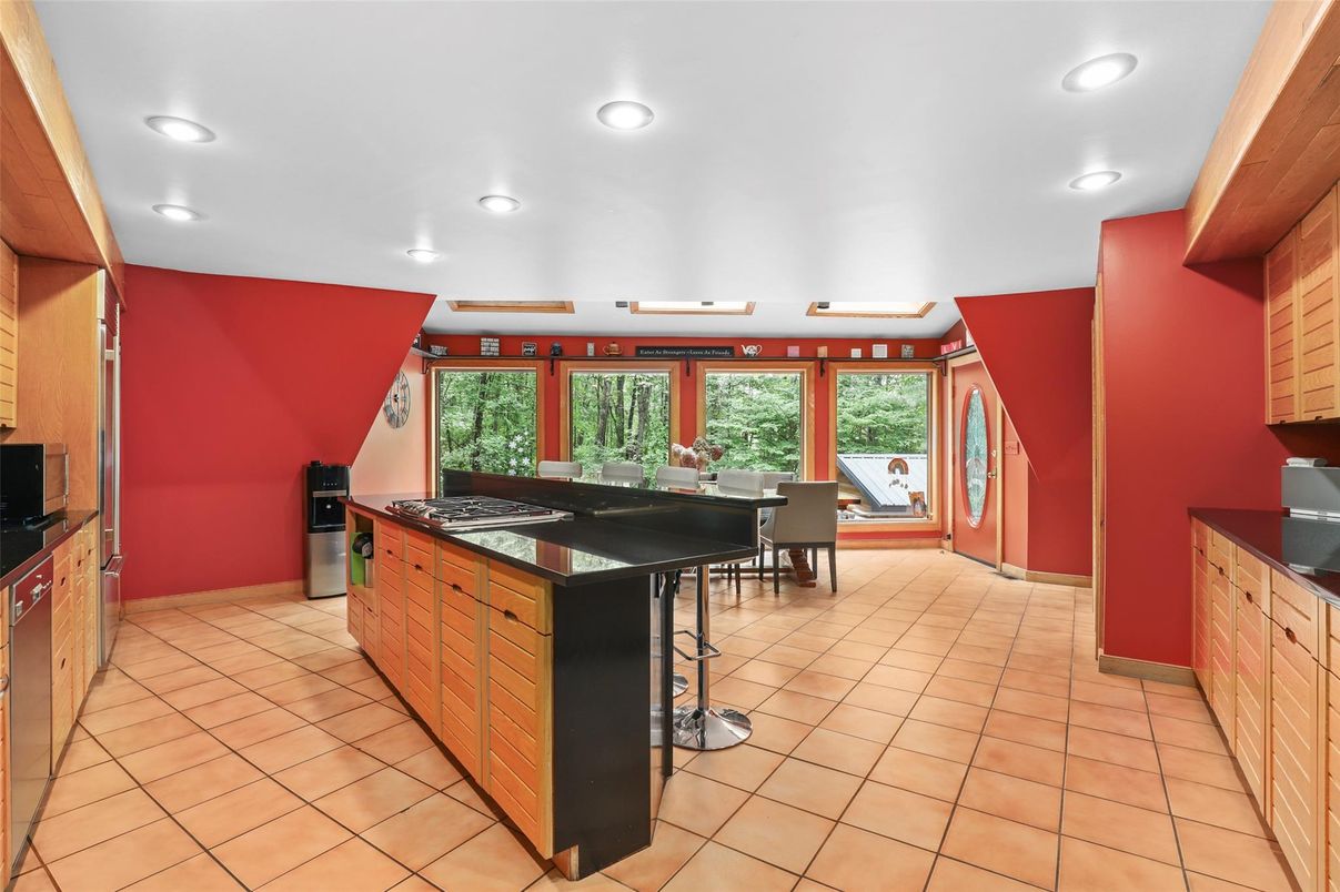 Dining room, Interior, Kitchen, Recessed Lighting