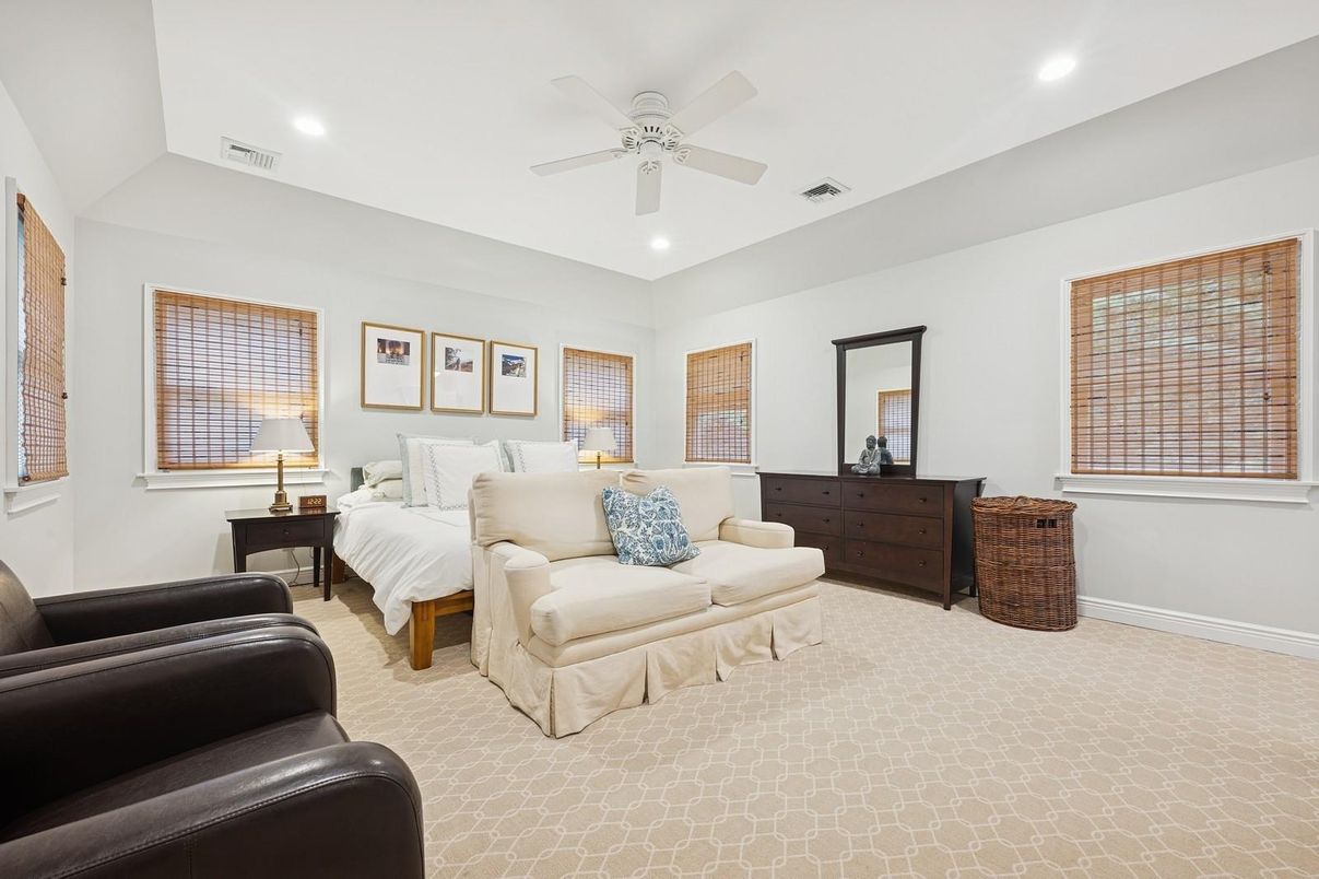 Bedroom, Interior, Living room, Recessed Lighting