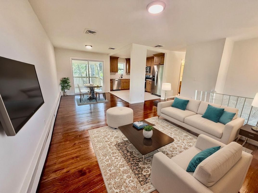 Dining room, Interior, Kitchen, Living room, Stainless Steel Appliances, Wood Texture Flooring
