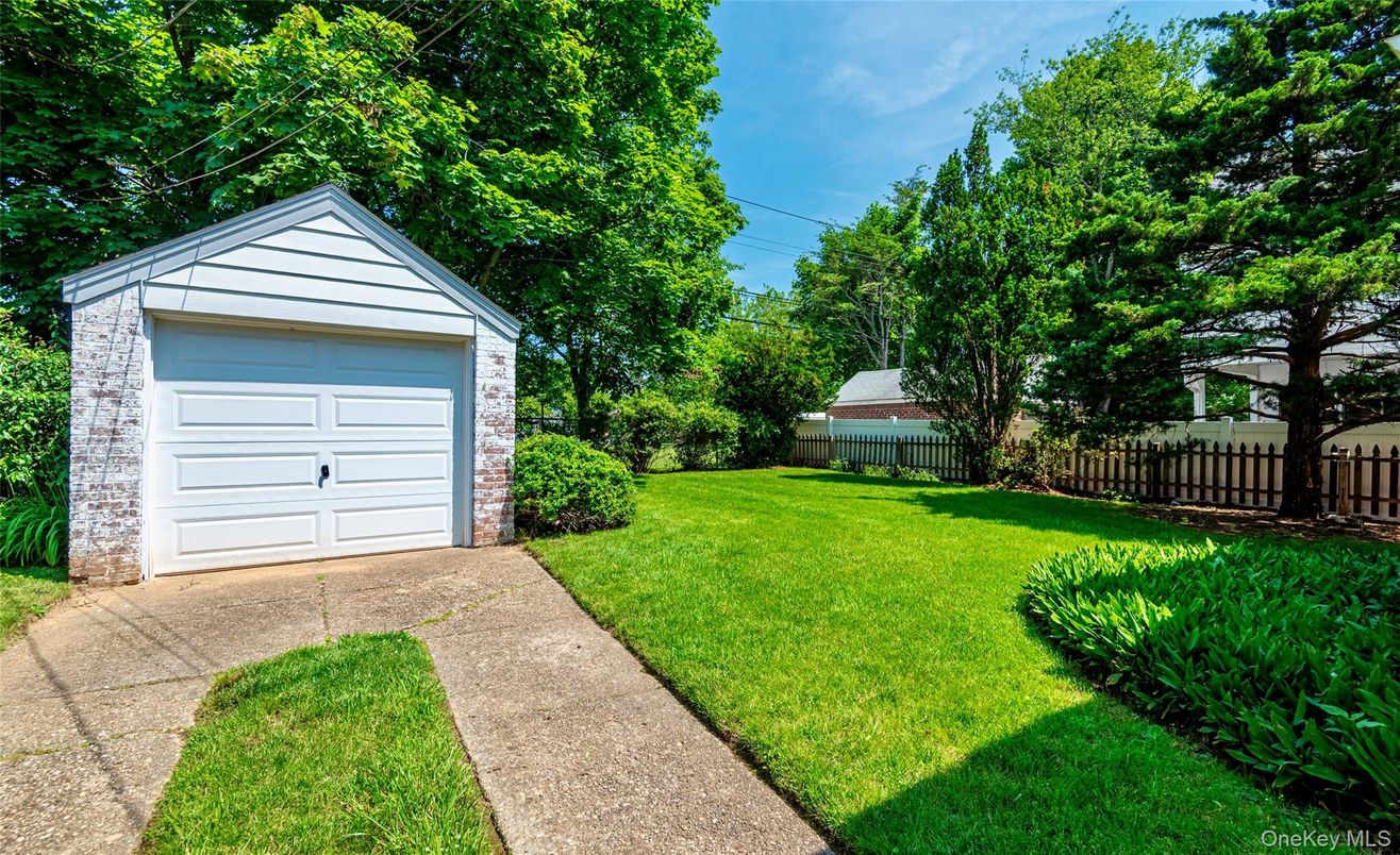 Backyard, Detached Garage, Exterior