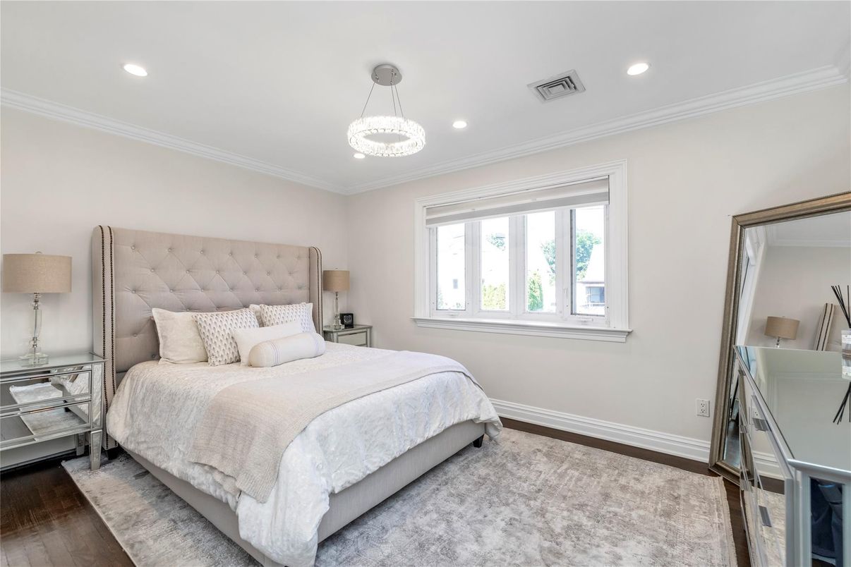 Bedroom, Interior, Pendant Lights, Recessed Lighting, Wood Texture Flooring