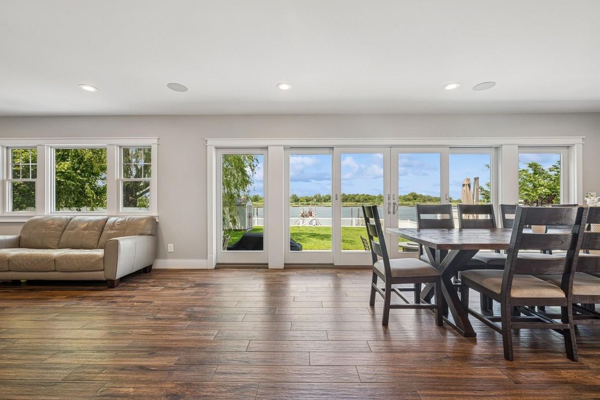 Dining room, Interior, Recessed Lighting, Wood Texture Flooring