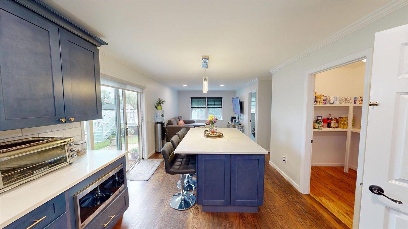 Home Office, Interior, Kitchen, Pendant Lights, Recessed Lighting, Wood Texture Flooring