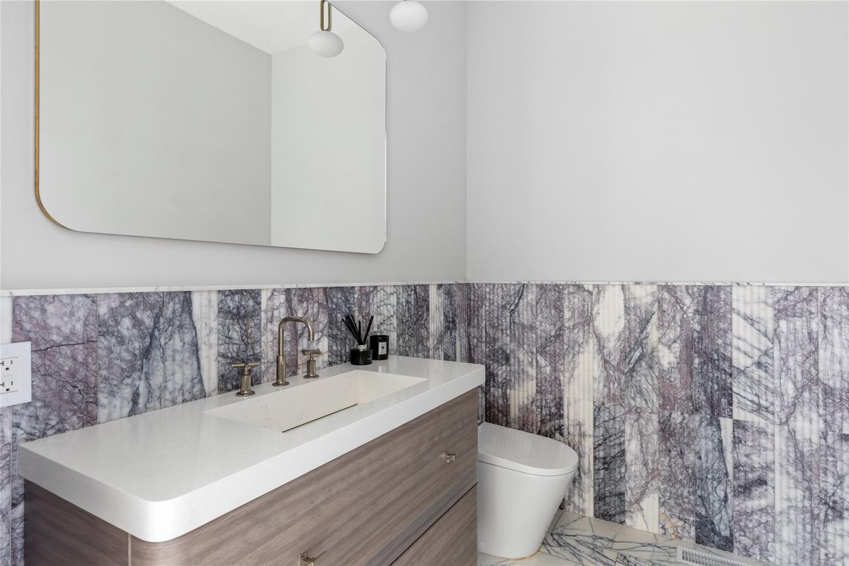Bathroom, Interior, Pendant Lights