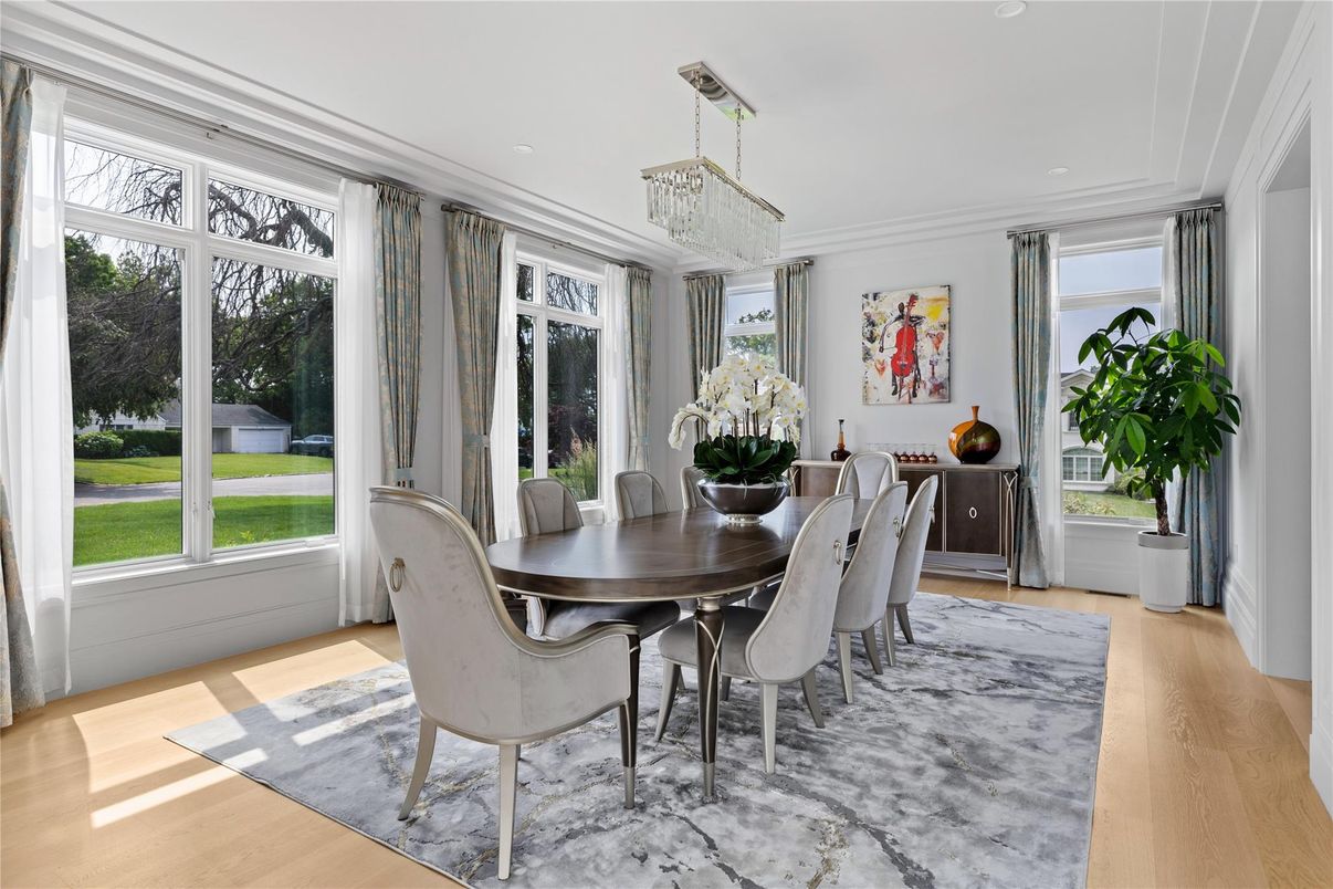 Chandelier, Dining room, Interior, Recessed Lighting, Wood Texture Flooring