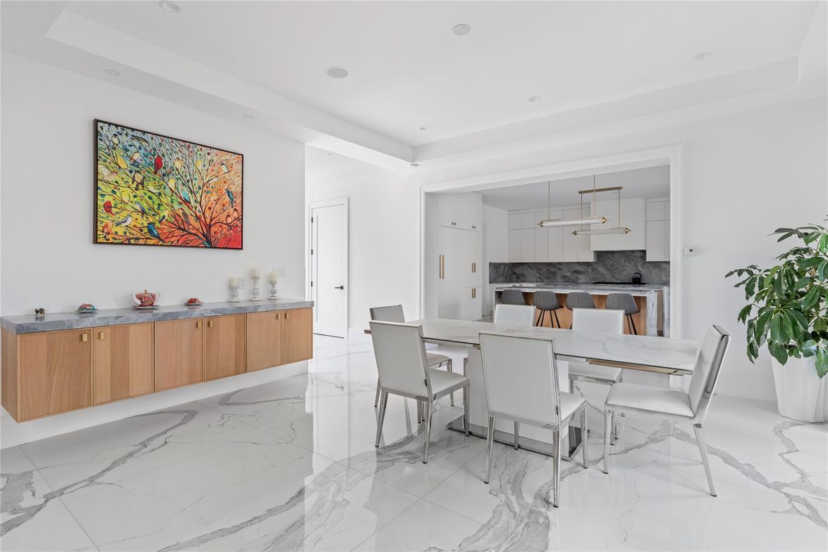 Dining room, Interior, Kitchen, Marble, Pendant Lights, Recessed Lighting