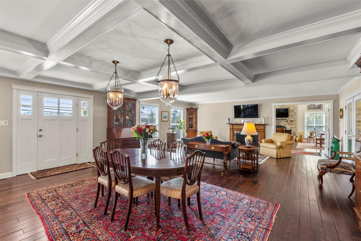 Dining room, Interior, Living room, Pendant Lights, Wood Texture Flooring