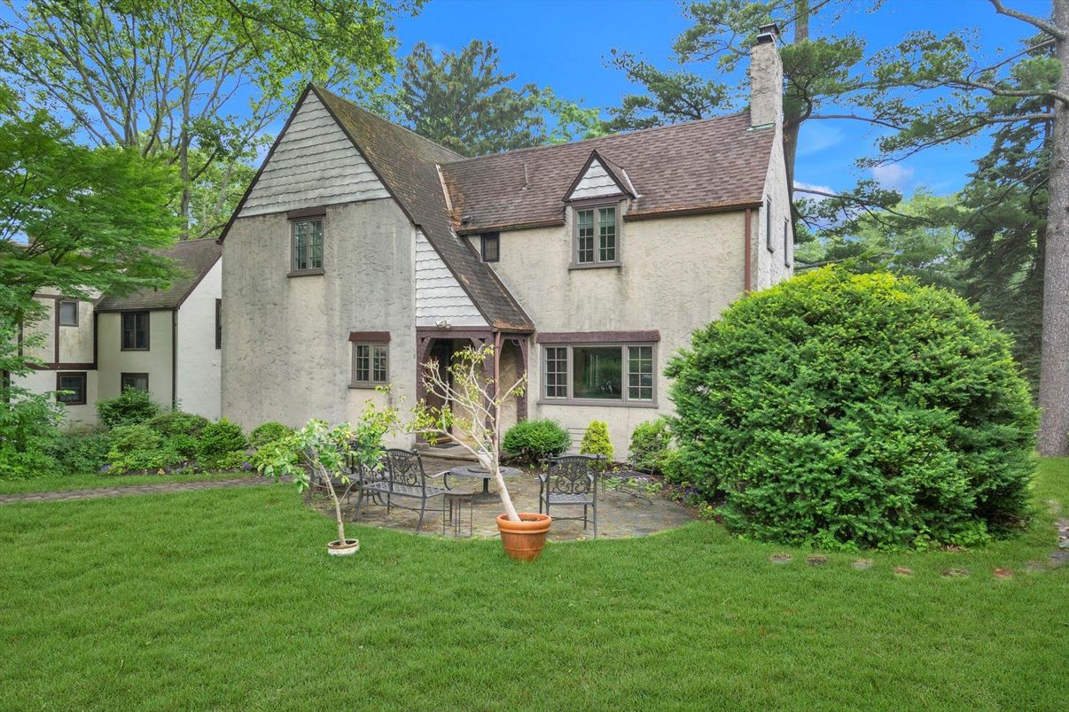 Backyard, Exterior, Facade, Tudor Revival