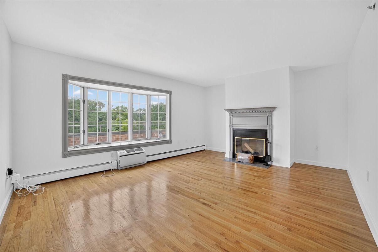 Empty room, Fireplace, Interior, Wood Texture Flooring