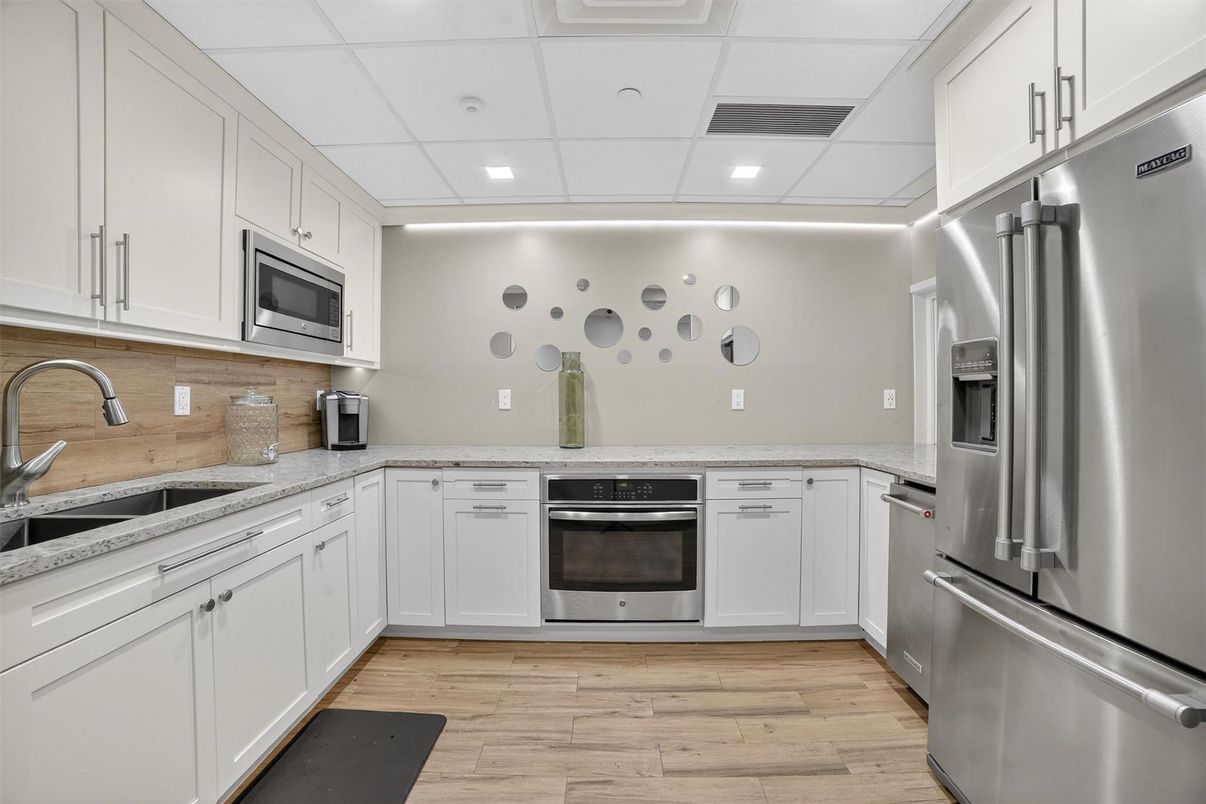 Interior, Kitchen, Recessed Lighting, Stainless Steel Appliances, Wood Texture Flooring