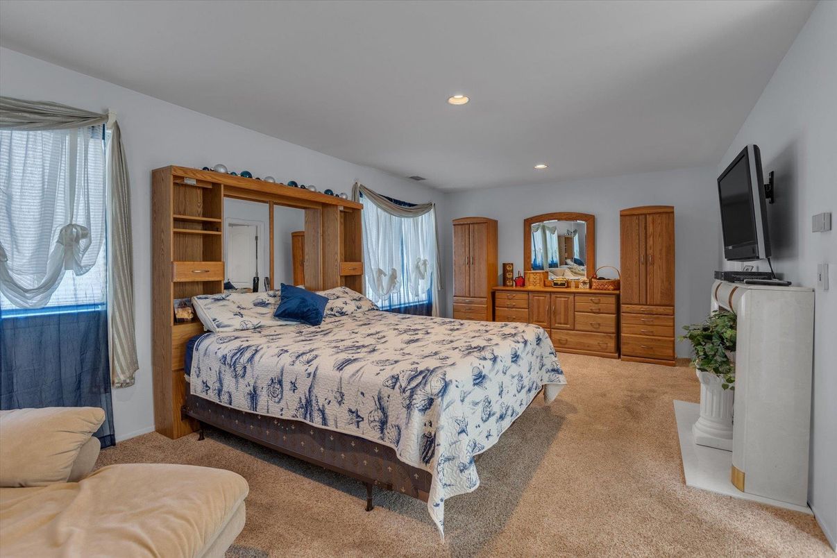 Bedroom, Interior, Recessed Lighting