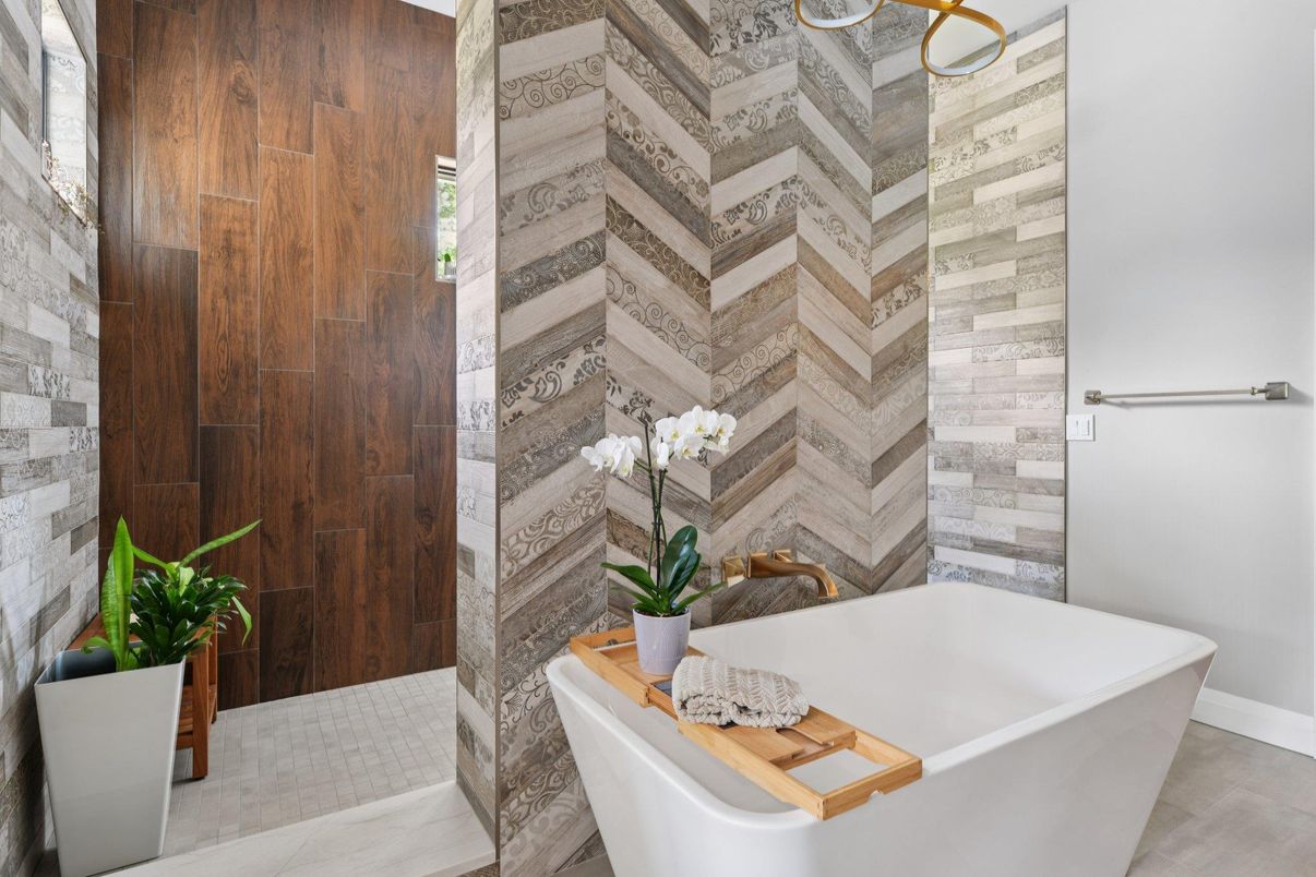 Bathroom, Free Standing Baths, Interior