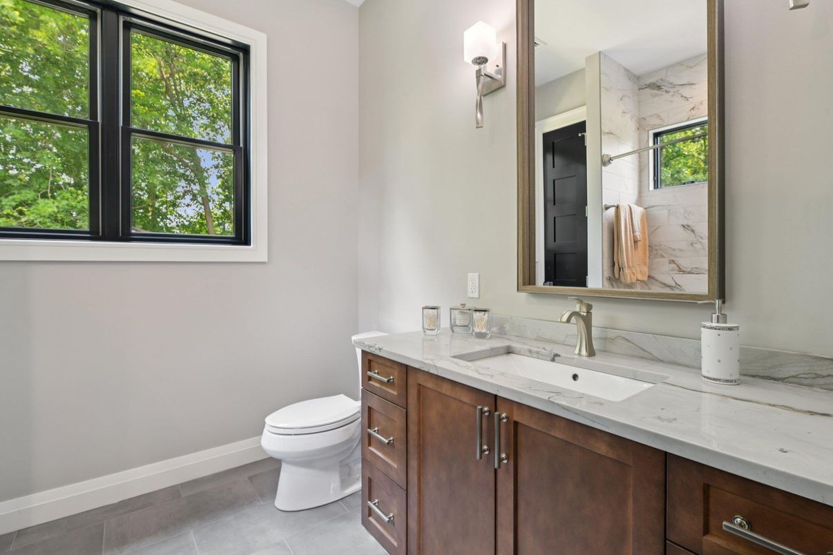 Bathroom, Interior, Marble Walls