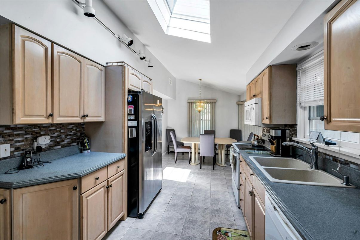 Dining room, Interior, Kitchen, Pendant Lights