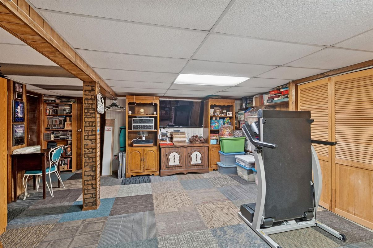 Fitness Equipment, Interior