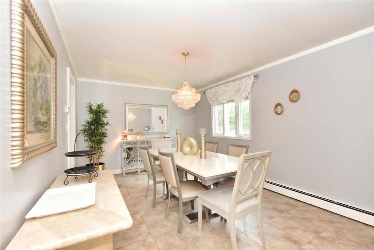 Chandelier, Dining room, Interior