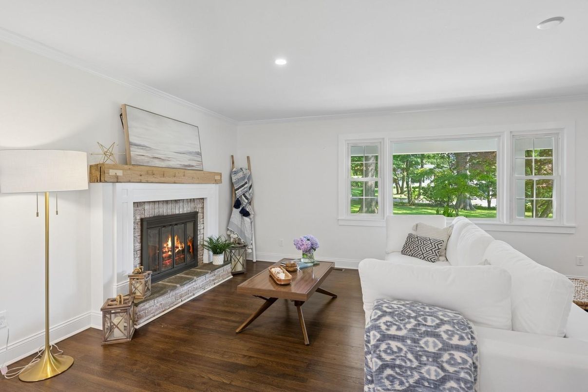 Fireplace, Interior, Living room, Recessed Lighting, Wood Texture Flooring