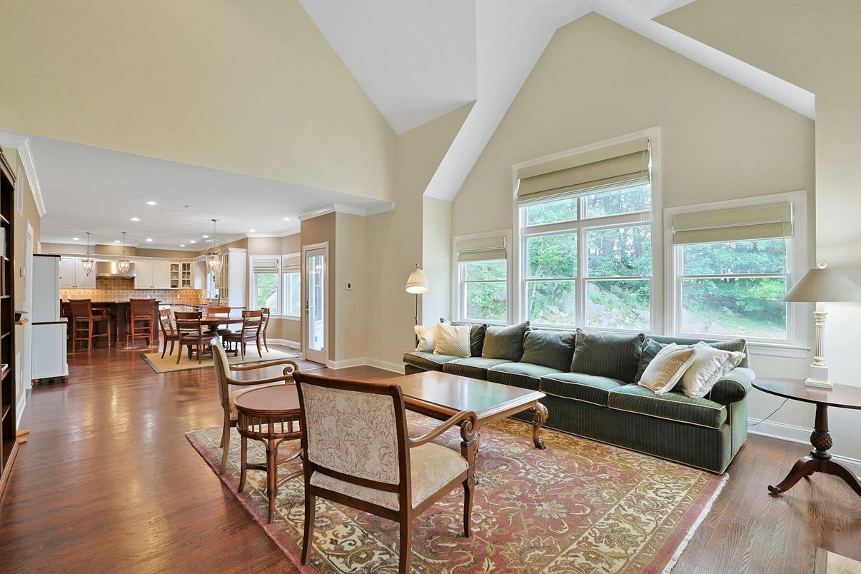 Dining room, Interior, Kitchen, Living room, Pendant Lights, Recessed Lighting, Wood Texture Flooring
