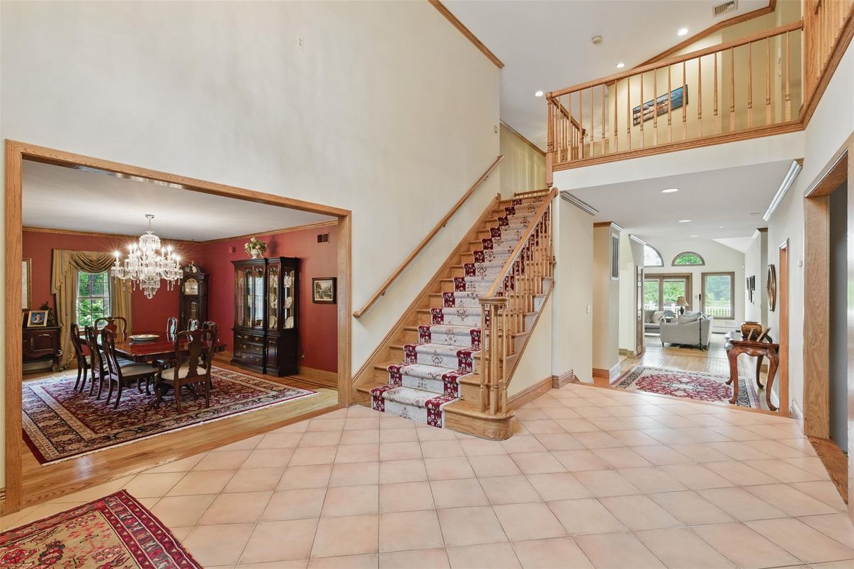 Chandelier, Dining room, Interior, Recessed Lighting