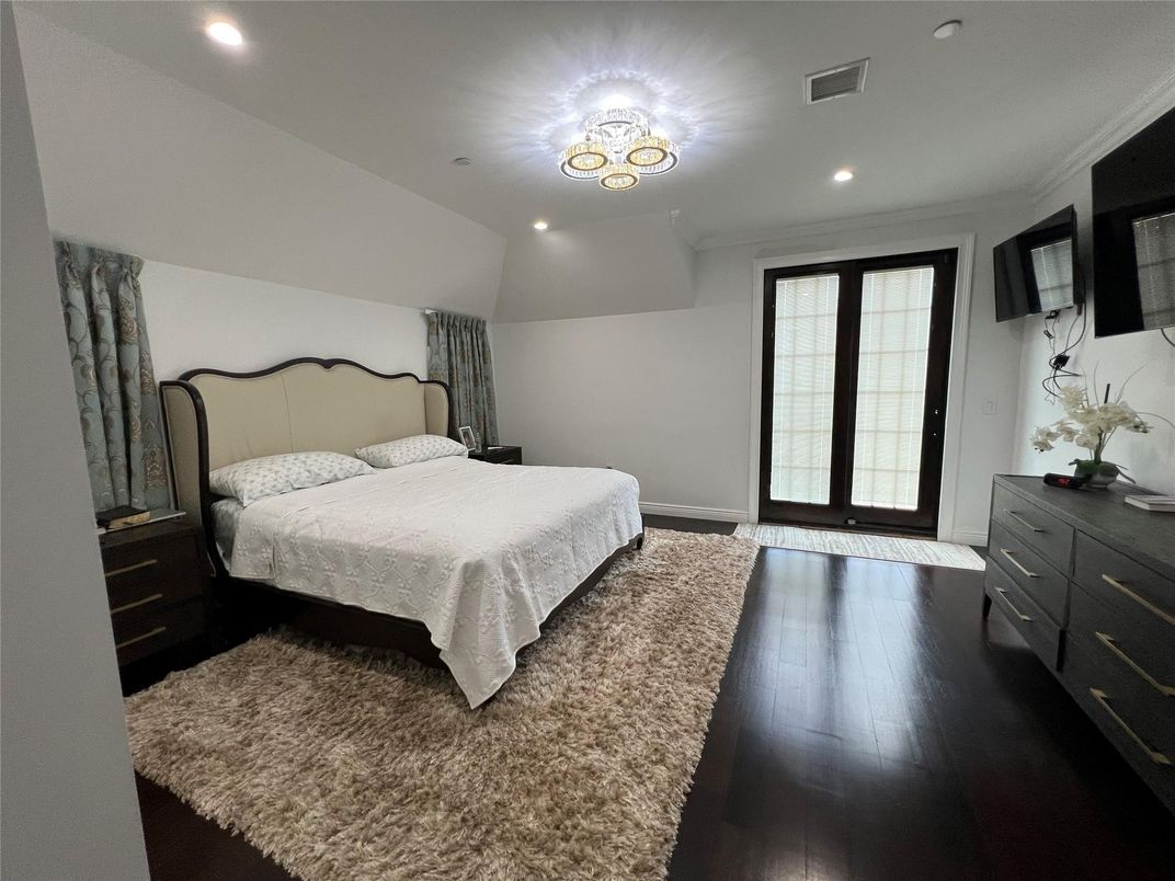 Bedroom, Chandelier, Interior, Recessed Lighting, Wood Texture Flooring