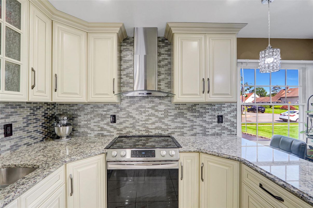 Interior, Kitchen, Pendant Lights