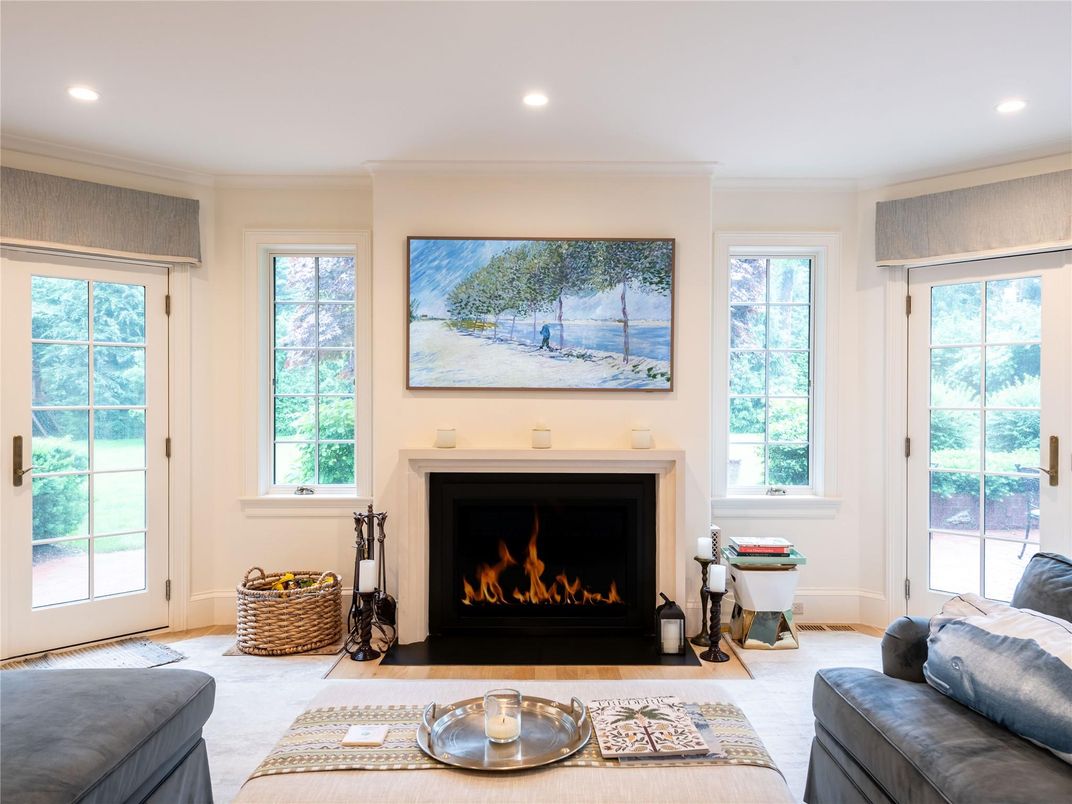 Fireplace, Interior, Living room, Recessed Lighting