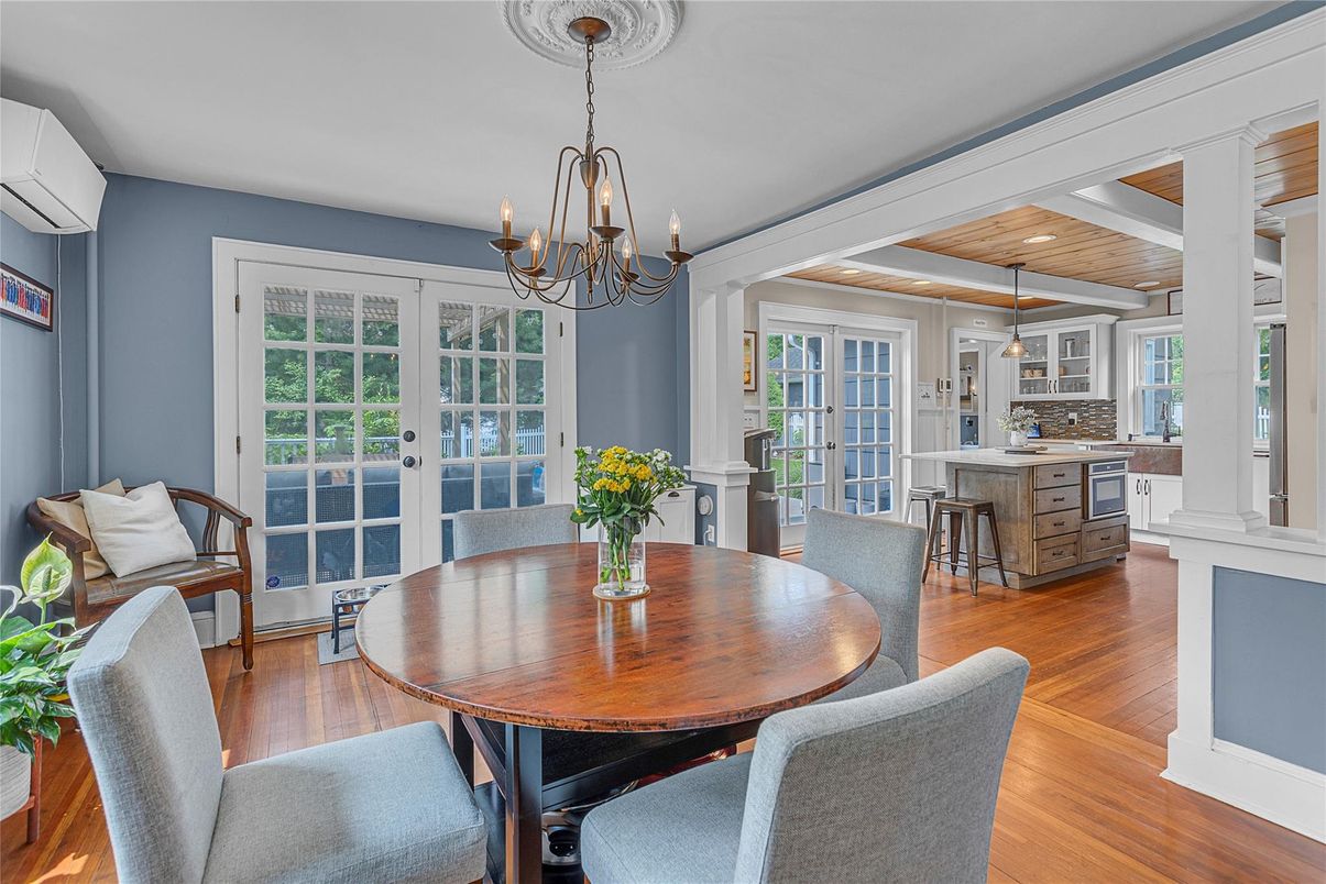 Chandelier, Dining room, Interior, Kitchen, Pendant Lights, Wooden Ceilings, Wood Texture Flooring
