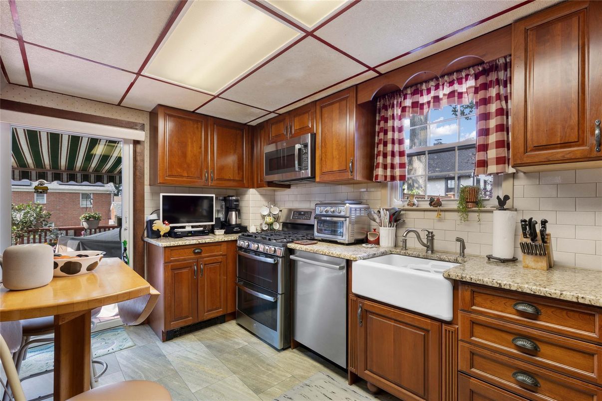 Interior, Kitchen