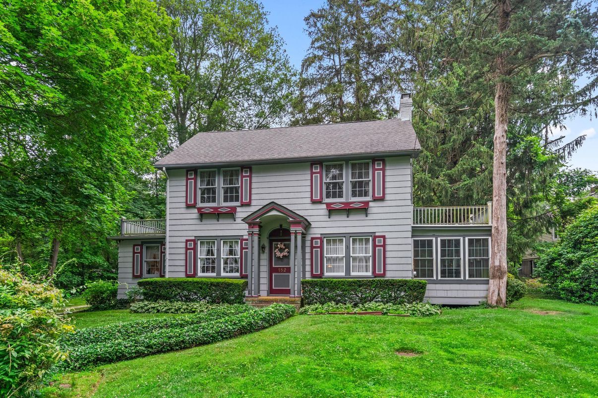 Backyard, Exterior, Facade, Georgian