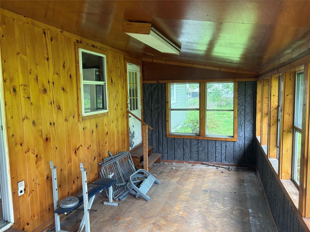 Interior, Wooden Walls