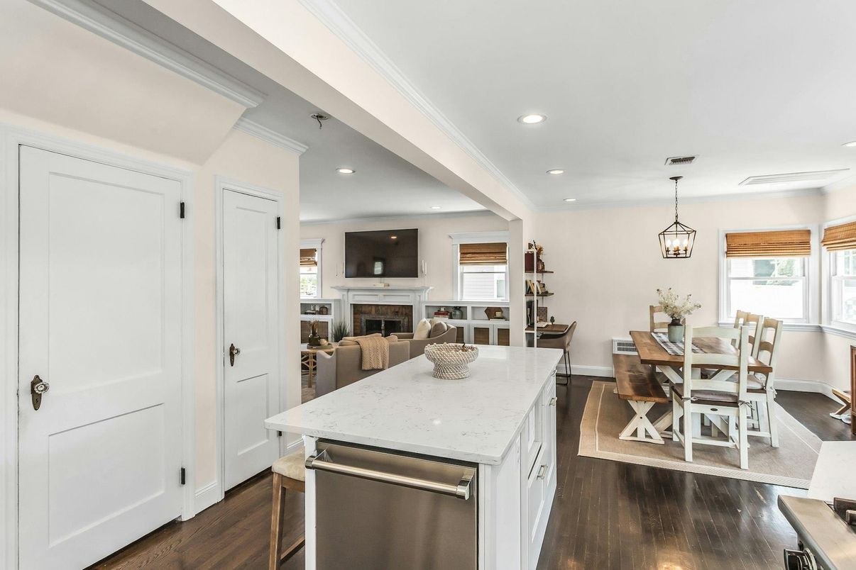 Dining room, Fireplace, Interior, Kitchen, Pendant Lights, Recessed Lighting, Wood Texture Flooring
