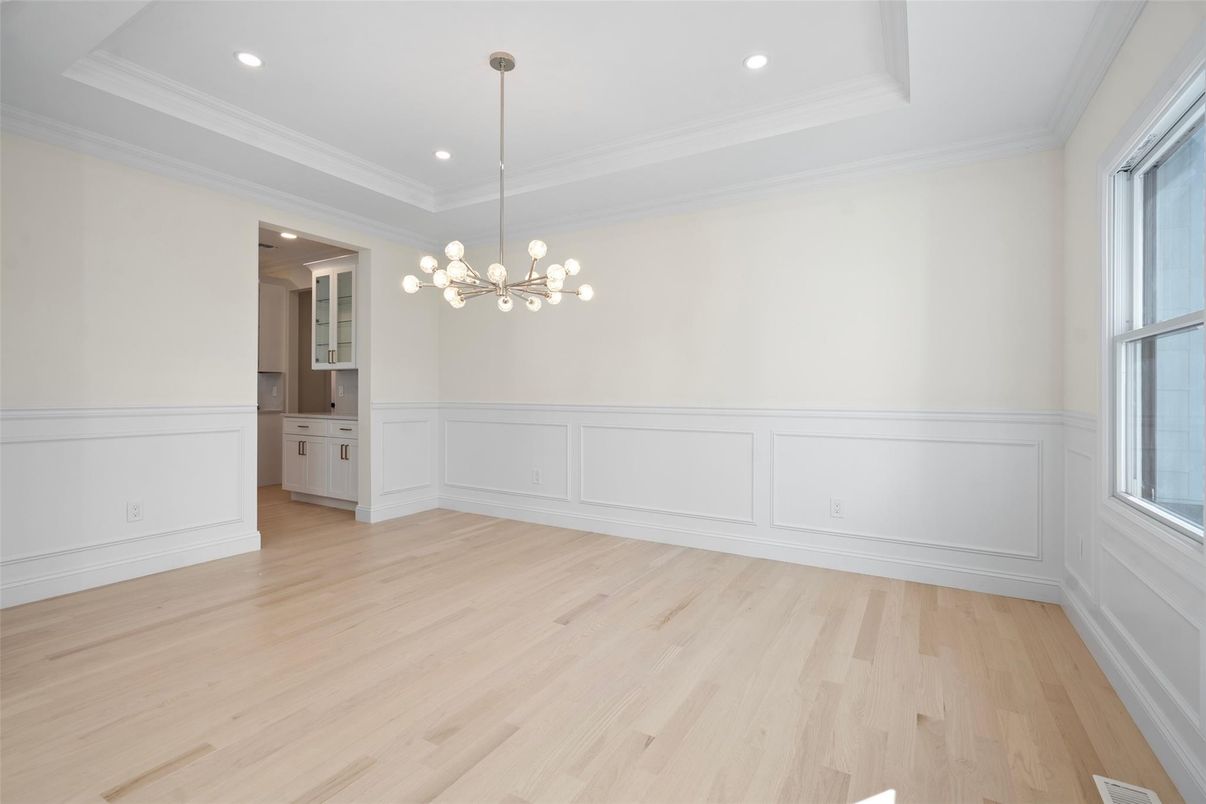 Empty room, Interior, Pendant Lights, Recessed Lighting, Wood Texture Flooring