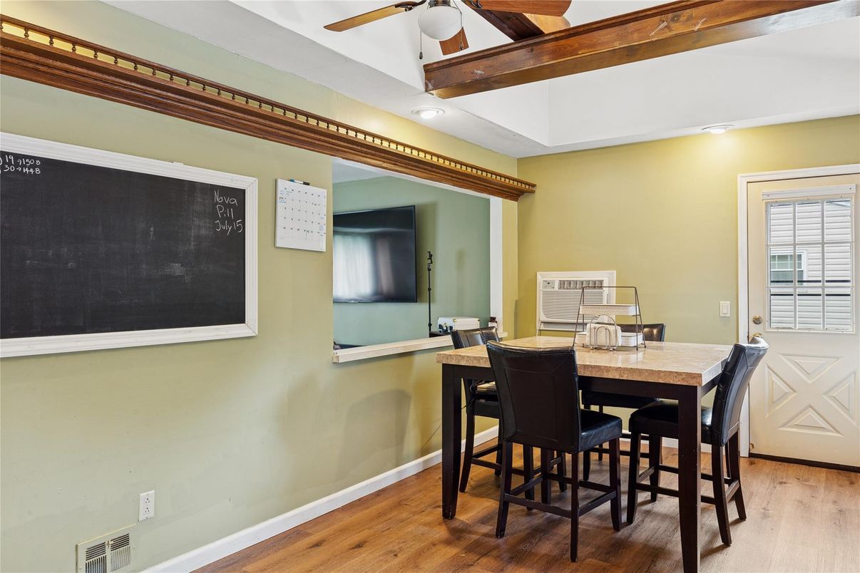 Dining room, Interior, Recessed Lighting, Wooden Beams, Wood Texture Flooring
