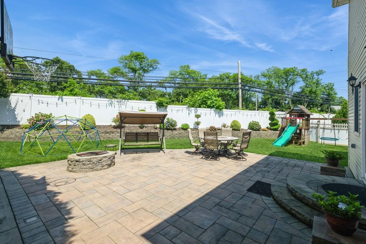Backyard, Exterior, Playground