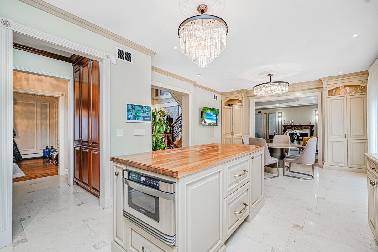 Chandelier, Dining room, Interior, Kitchen, Recessed Lighting