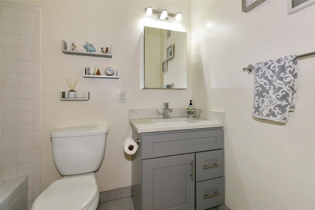 Bathroom, Interior